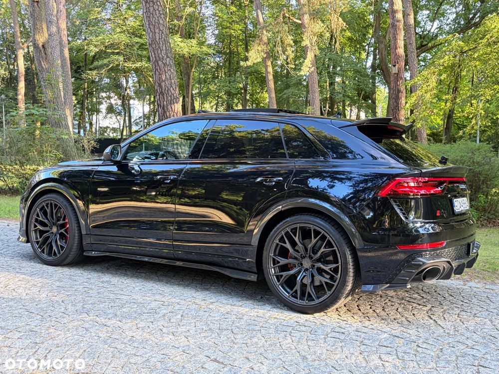 Audi RS Q8 - 10