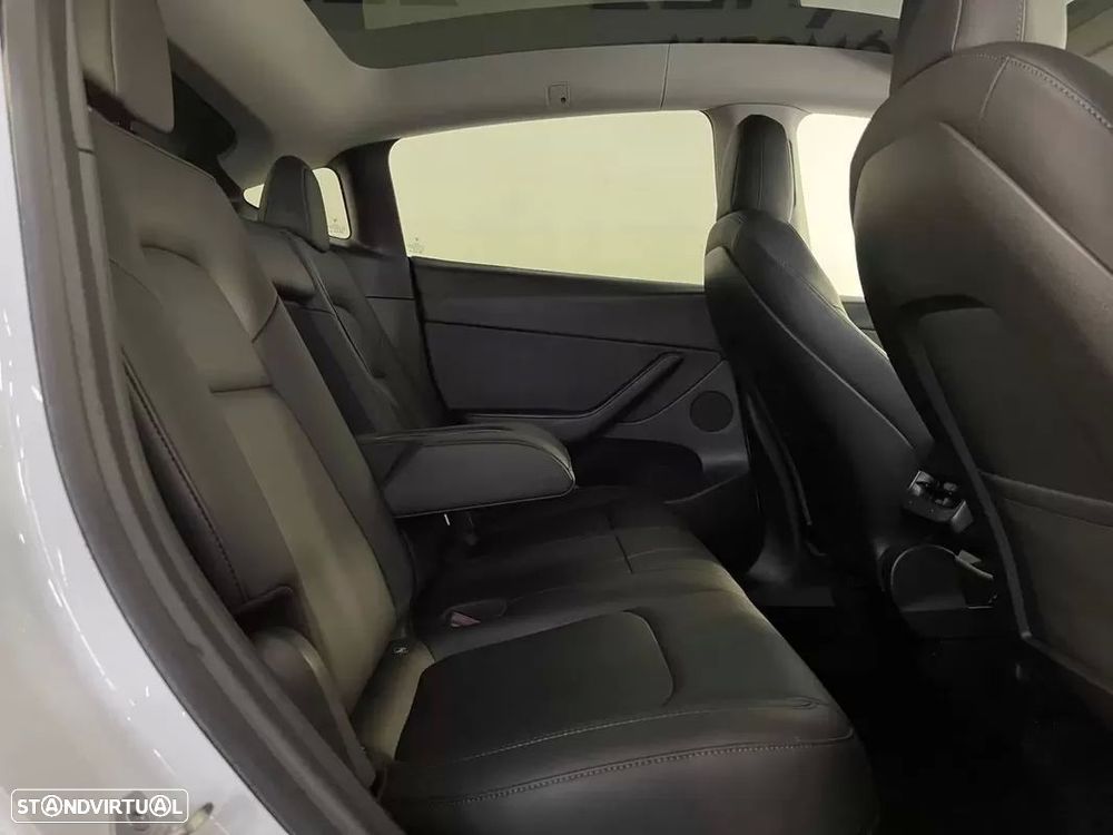 Tesla Model Y Long Range Tração Integral — fotografia 18
