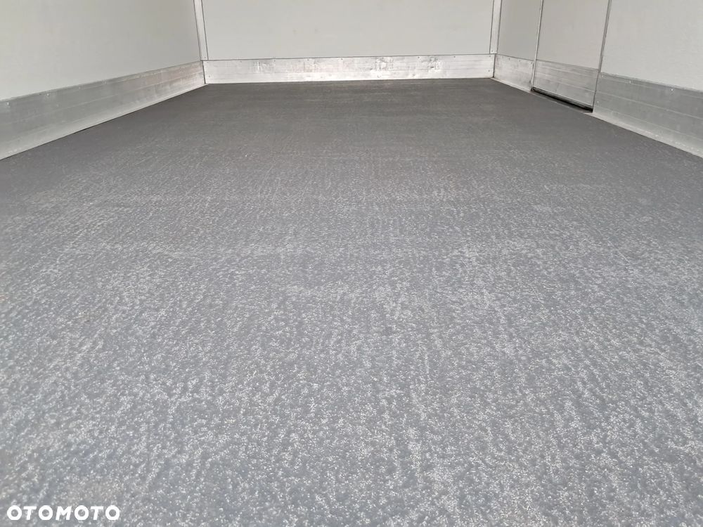 Iveco 50C18 Chłodnia Thermo-King 8-palet Salon Polska - 13