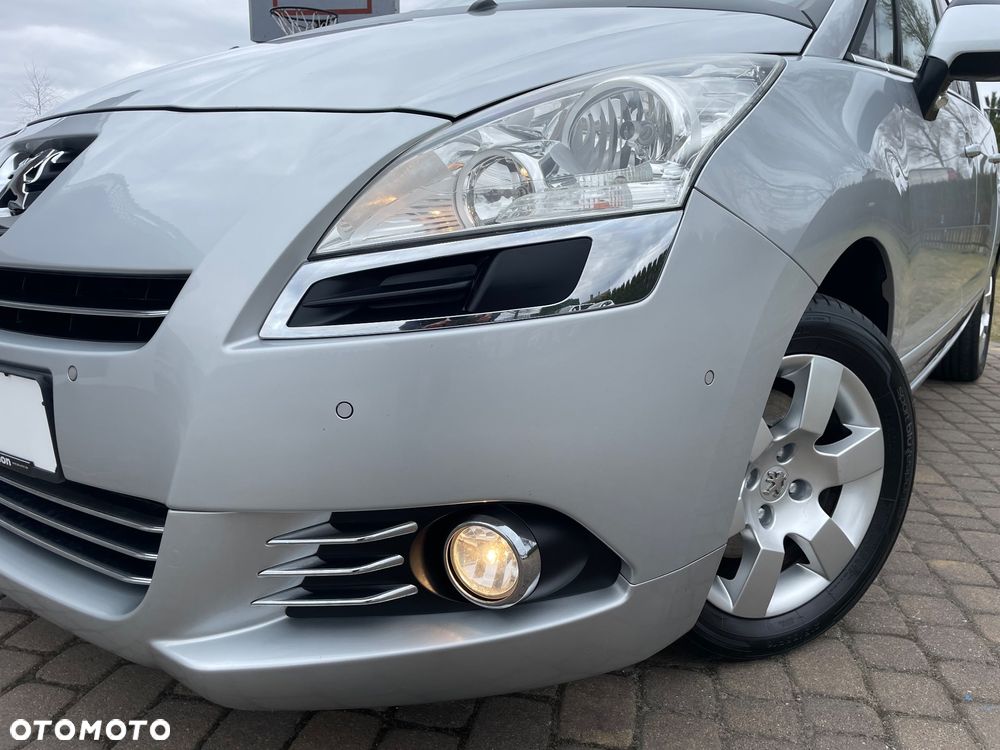 Peugeot 5008 HDI FAP 150 Family Plus - 36