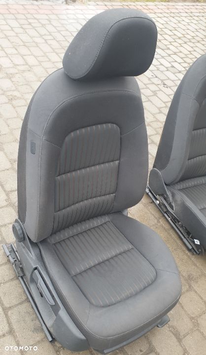 FOTEL PRAWY PRZÓD AUDI A4 B8 - 6