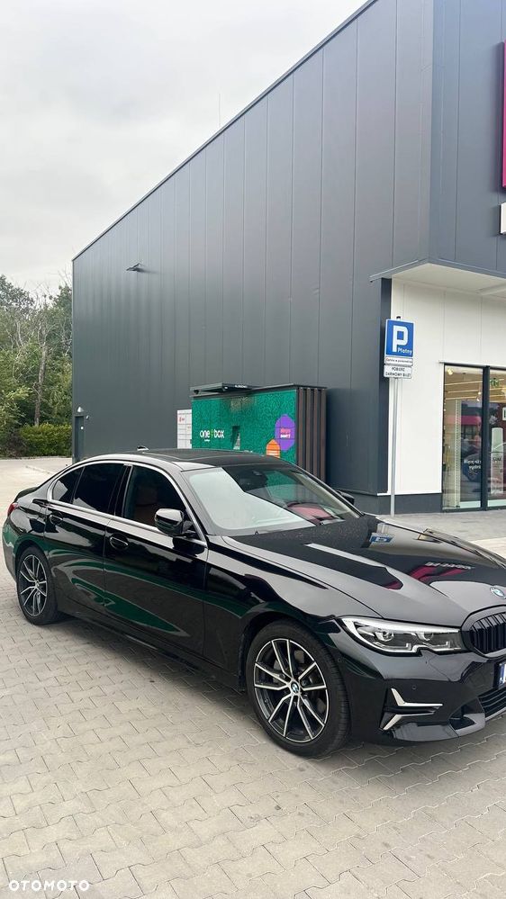 BMW Seria 3 330i xDrive Luxury Line sport - 7