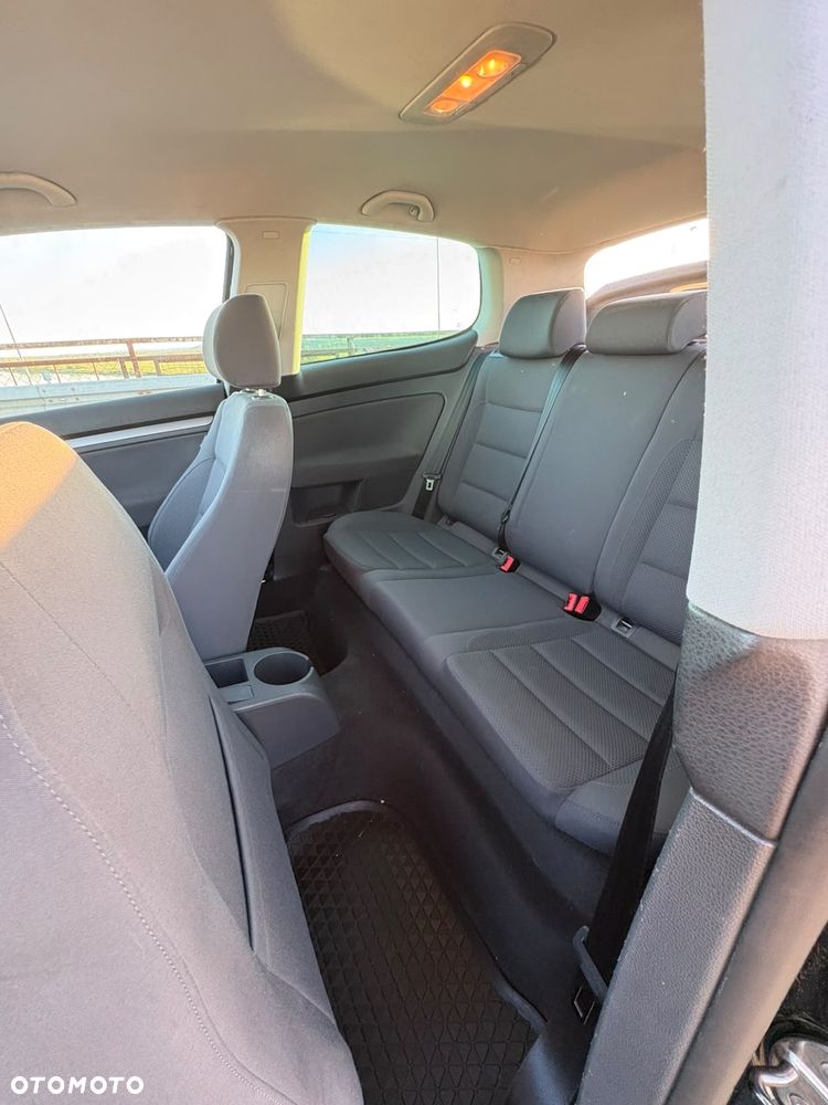 Volkswagen Golf - 12