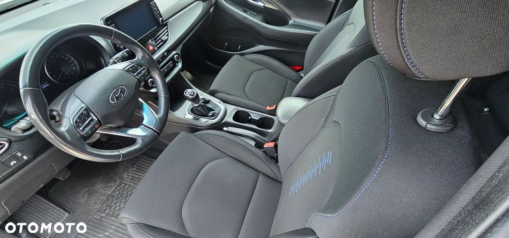 Hyundai i30 1.4 GO - 11
