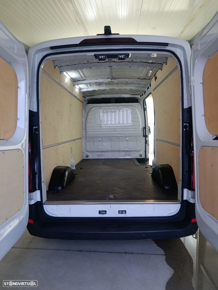 Maxus DELIVER 9 - 6