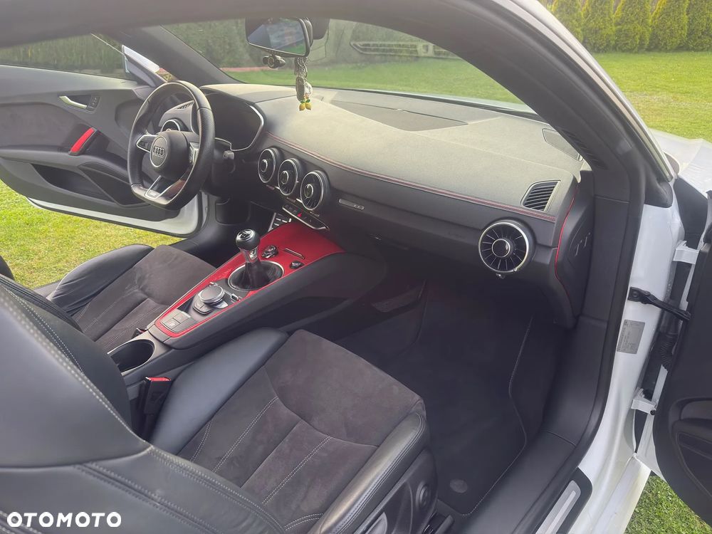 Audi TT Coupé - 20