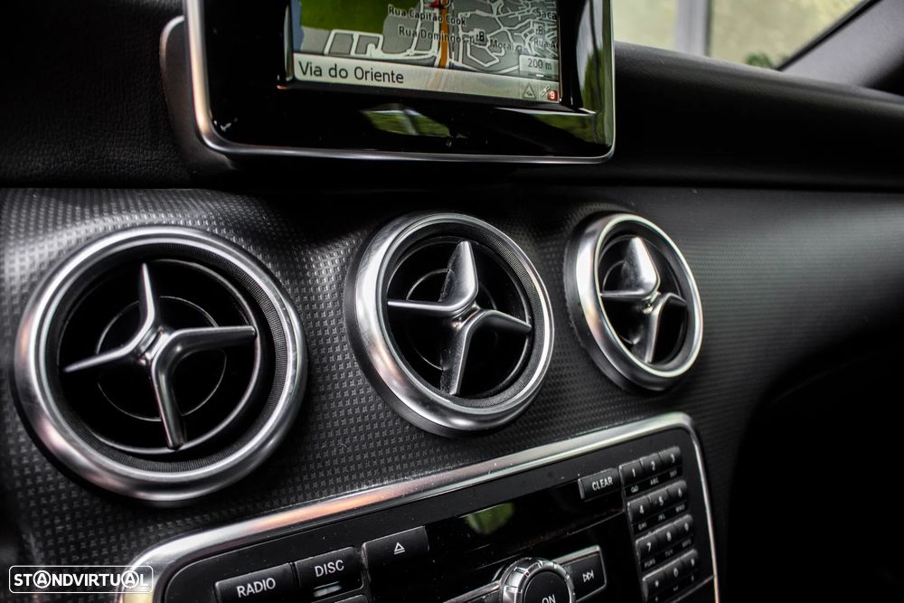 Mercedes-Benz A 180 CDI (BlueEFFICIENCY) - 20