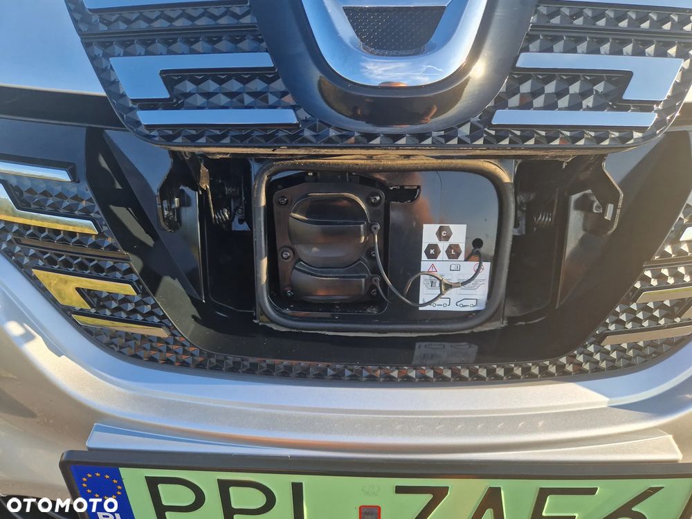 Dacia Spring - 14