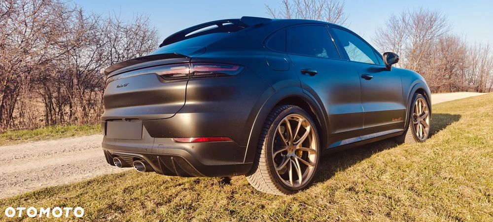 Porsche Cayenne - 5
