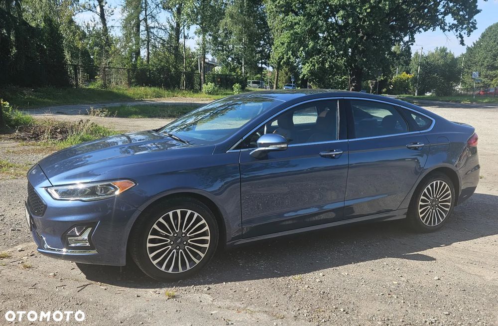 Ford Fusion 2.0 EcoBoost Titanium - 4