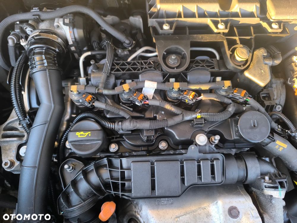 Peugeot 3008 1.5 BlueHDi Active S&S - 15