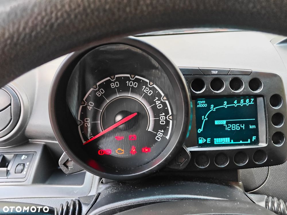 Chevrolet Spark - 12