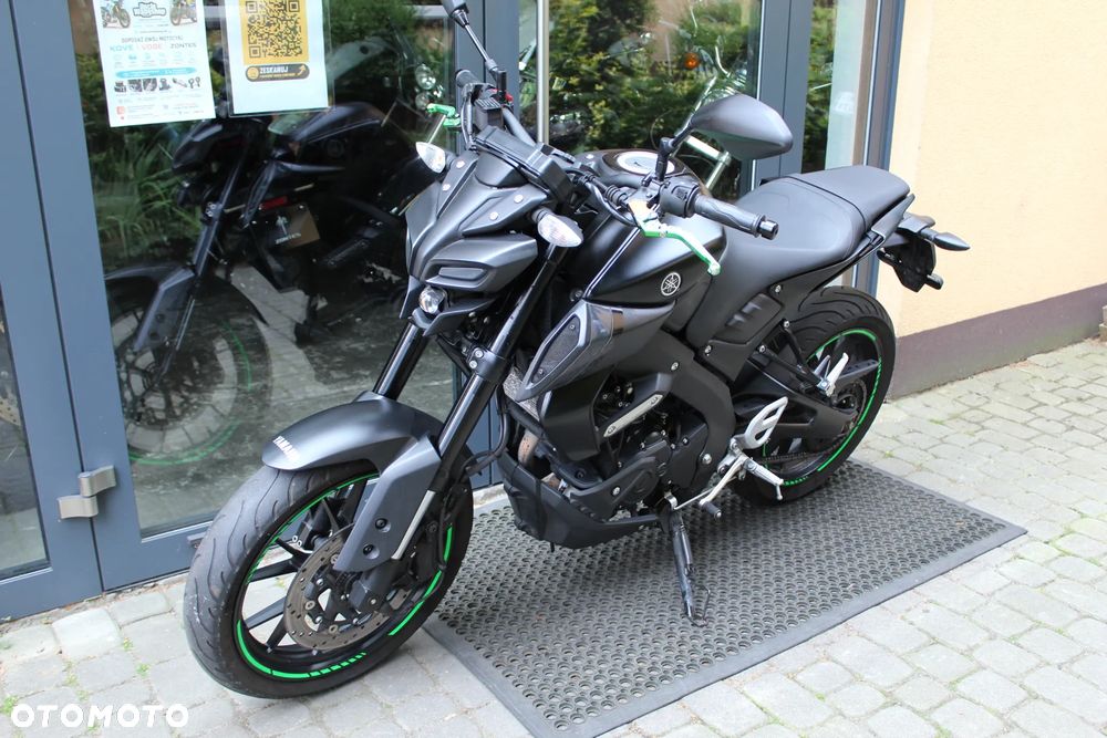 Yamaha MT - 4
