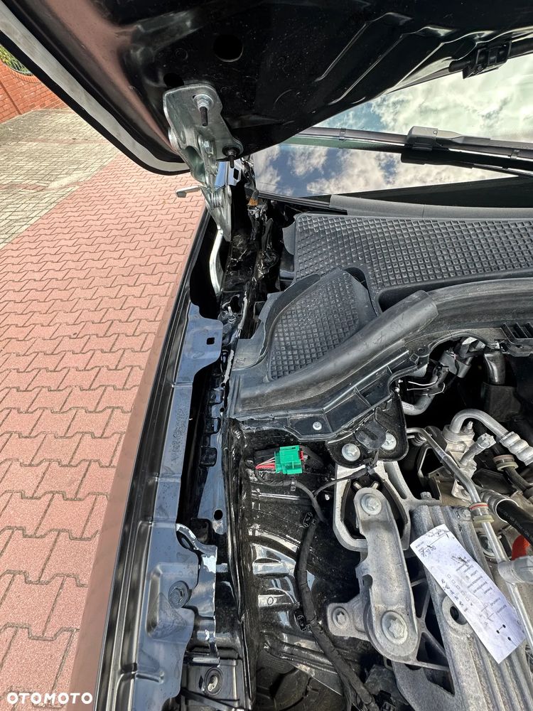 Mercedes-Benz EQA 250 - 16