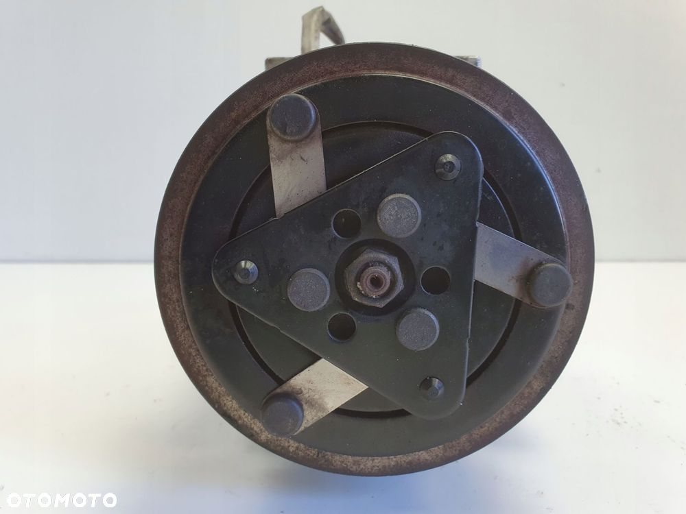 SPRĘŻARKA KLIMATYZACJI Volvo S40 II V50 2.0 D _ 3M5H-19D629-HE - 6