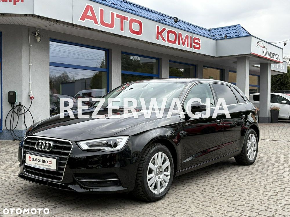 Audi A3 Sportback - 1