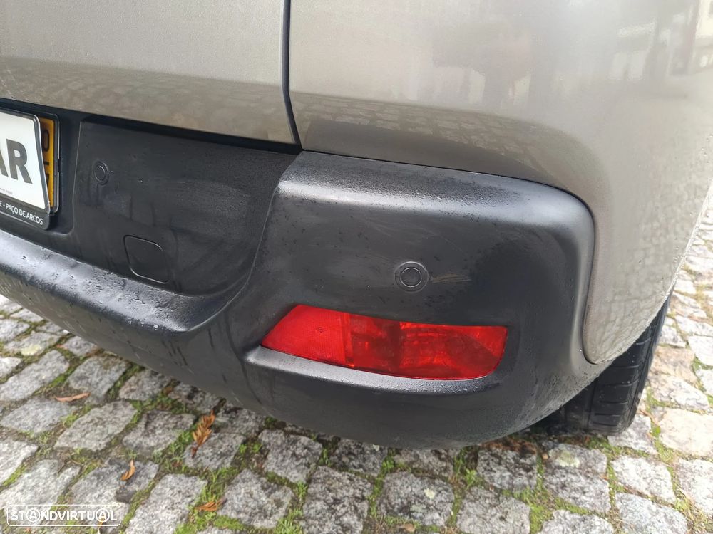 Peugeot 3008 1.6 HDi Premium JLL17 - 15