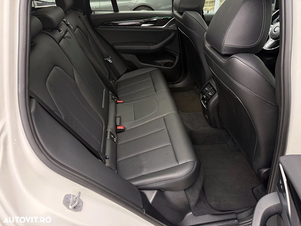 BMW X3 xDrive30i Aut. M Sport - 32