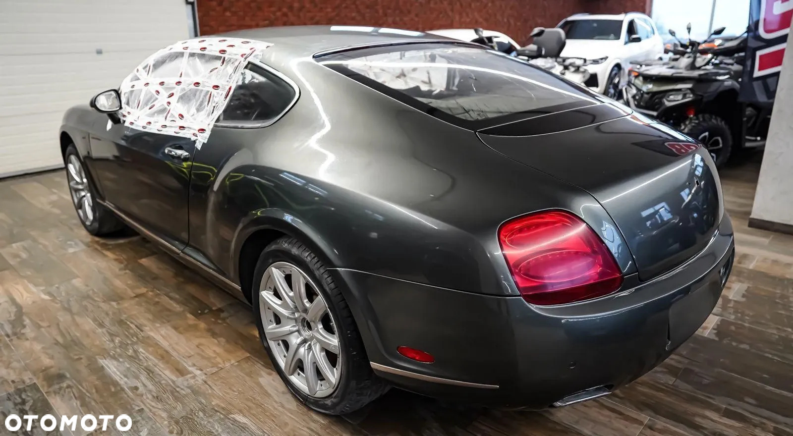 Bentley Continental GT Standard - 4