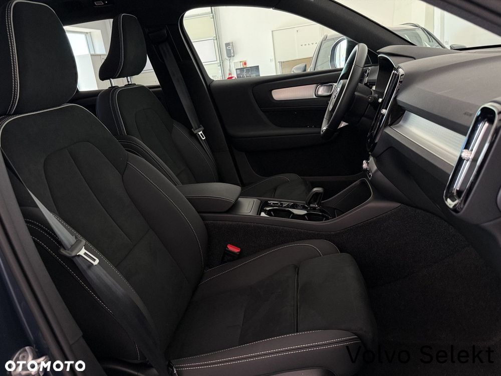 Volvo XC 40 - 23