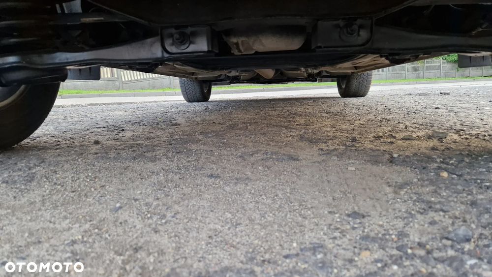 Ford Kuga 2.0 TDCi 4x4 Titanium - 9