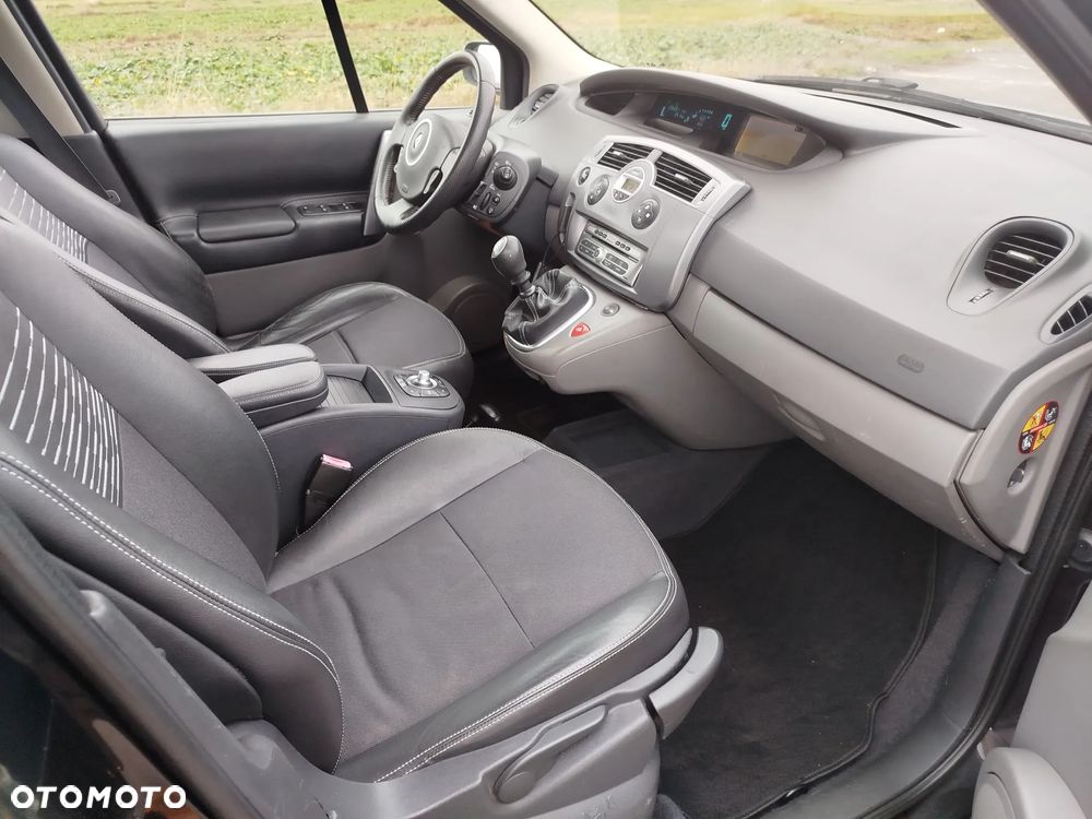 Renault Scenic 2.0 Luxe Expression - 23