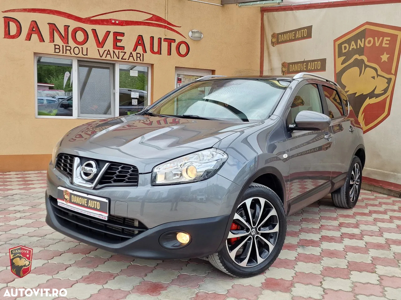 Nissan Qashqai 2.0 DCI 4 x 4 DPF Aut acenta - 9