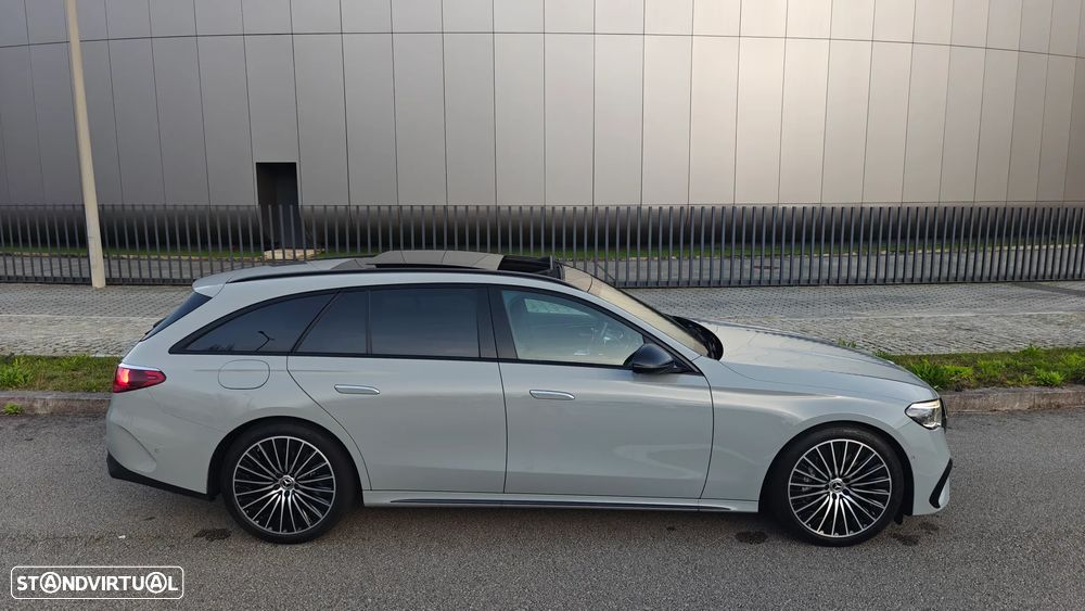 Mercedes-Benz E 300 Standard - 23