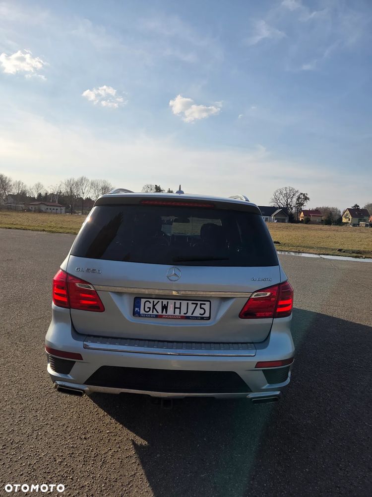 Mercedes-Benz GL - 5