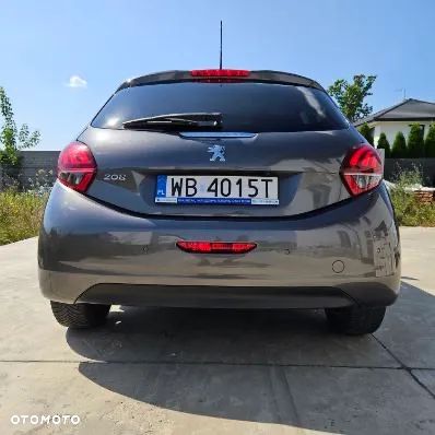 Peugeot 208 1.2 PureTech GPF Allure S&S EAT6 - 8