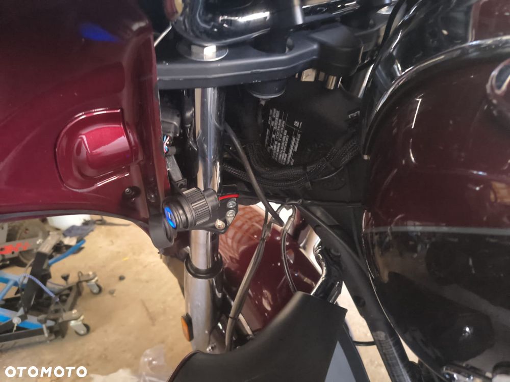 Indian Roadmaster - 19