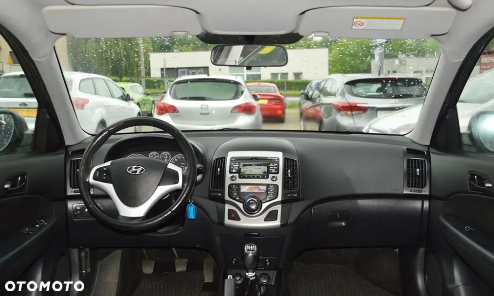 Hyundai i30 1.4 Base - 26