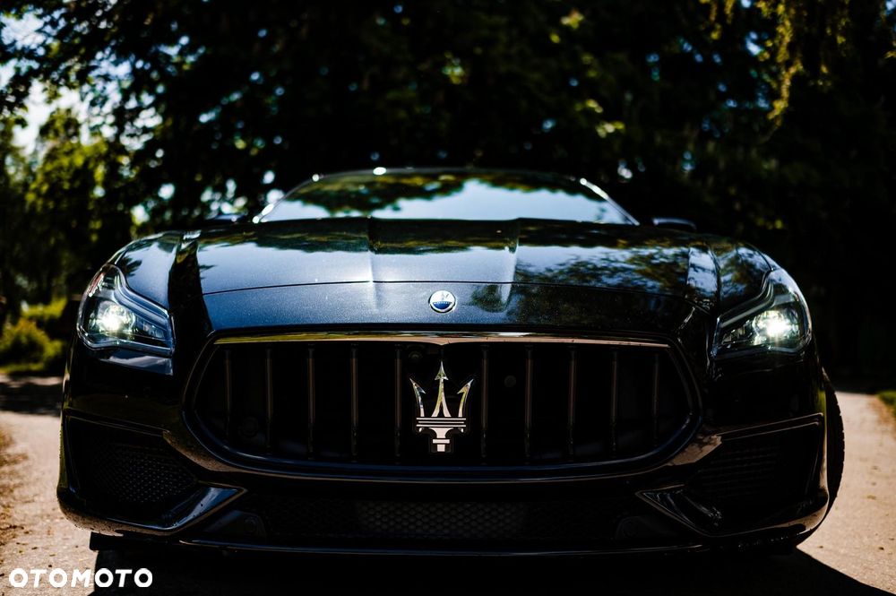 Maserati Quattroporte Modena Q4 - 9