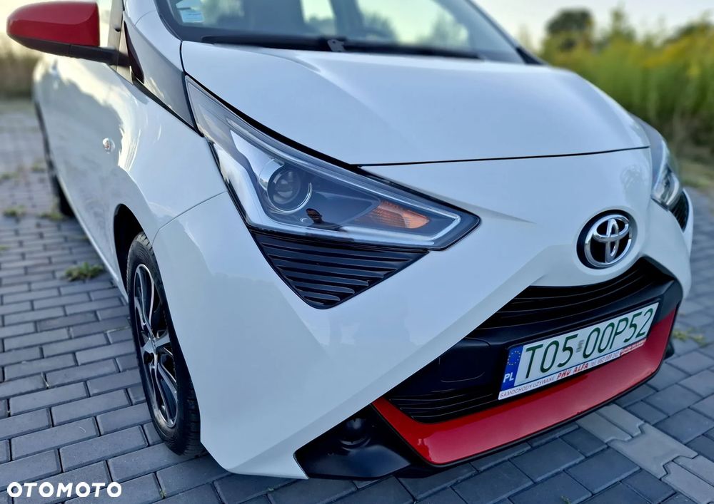 Toyota Aygo x-play connect - 24