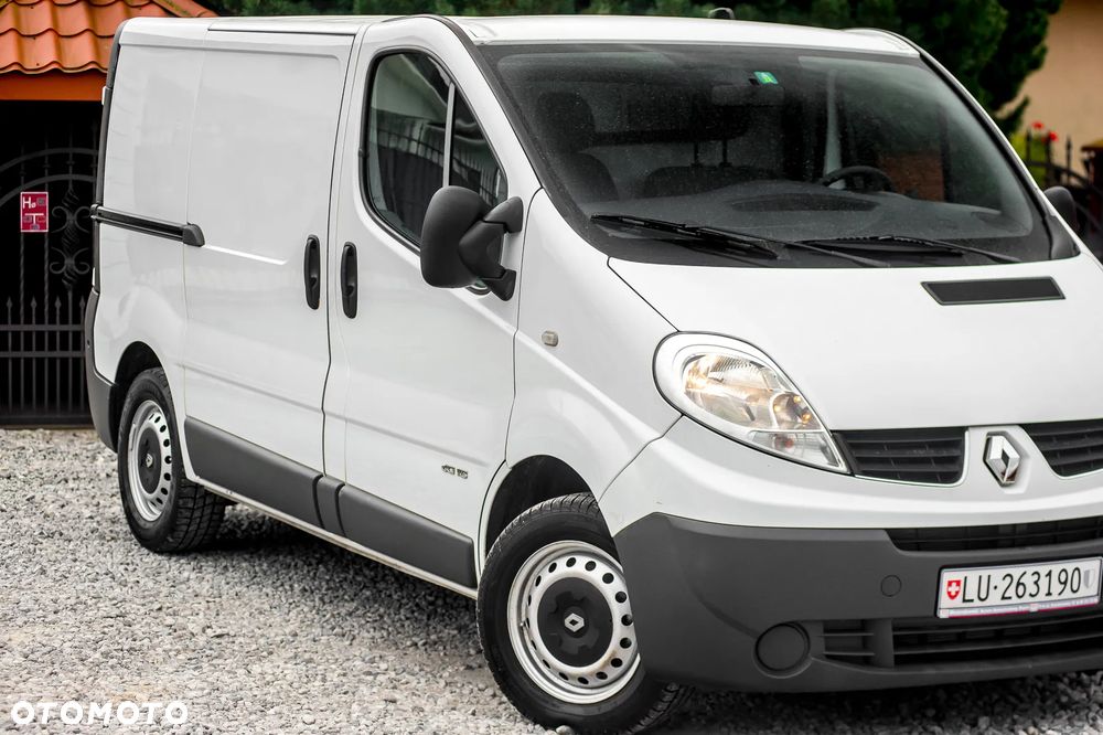 Renault Trafic - 26