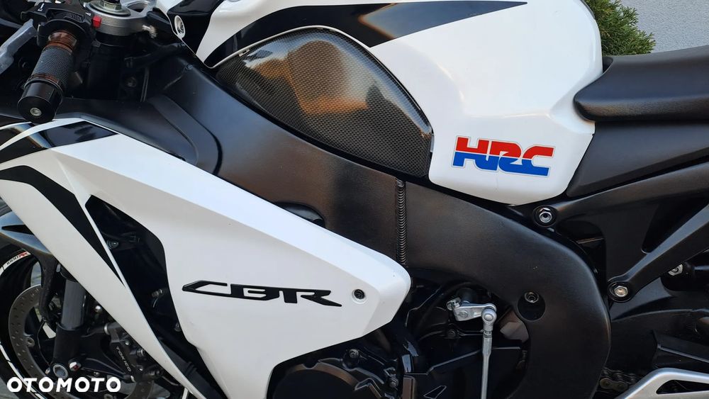 Honda CBR - 26