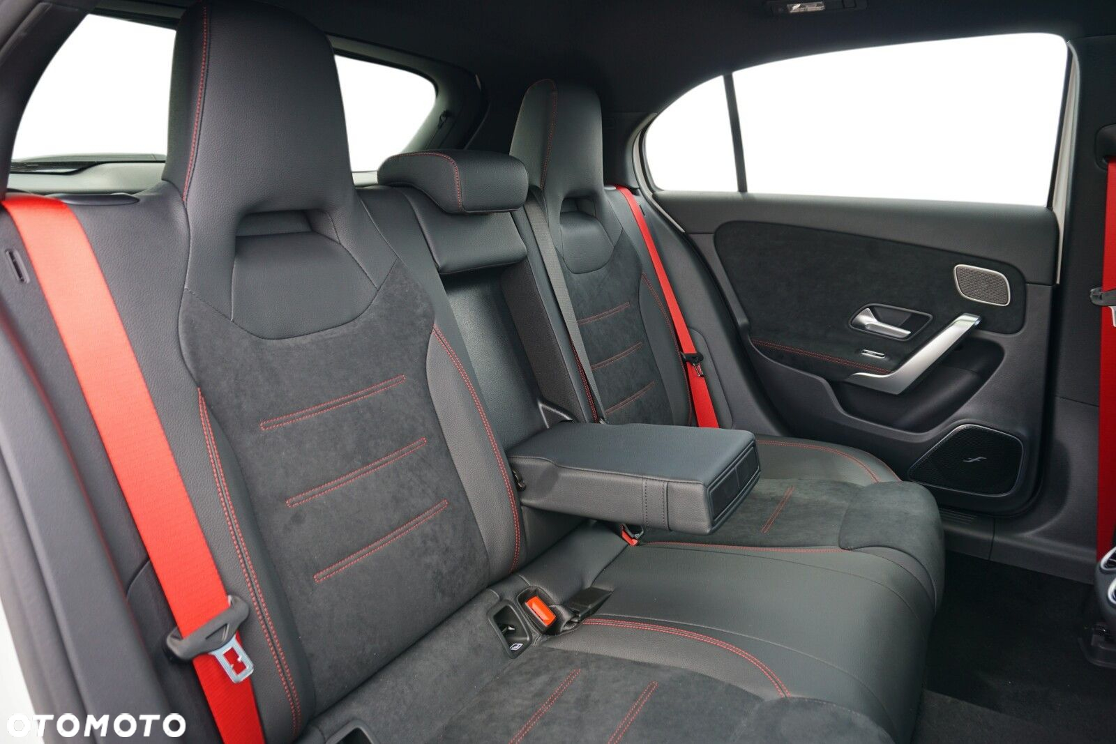 Mercedes-Benz Klasa A 45 S AMG 4-Matic 8G-DCT - 9