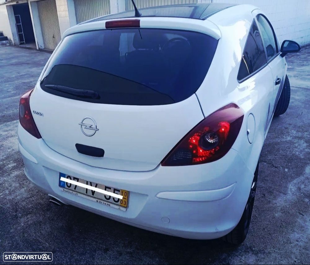 Opel Corsa 1.4 Black Edition - 2