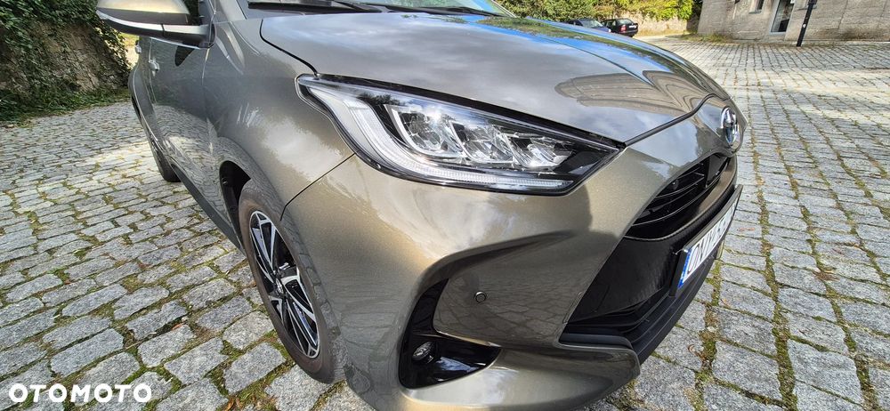 Toyota Yaris Hybrid 1.5 Executive - 32