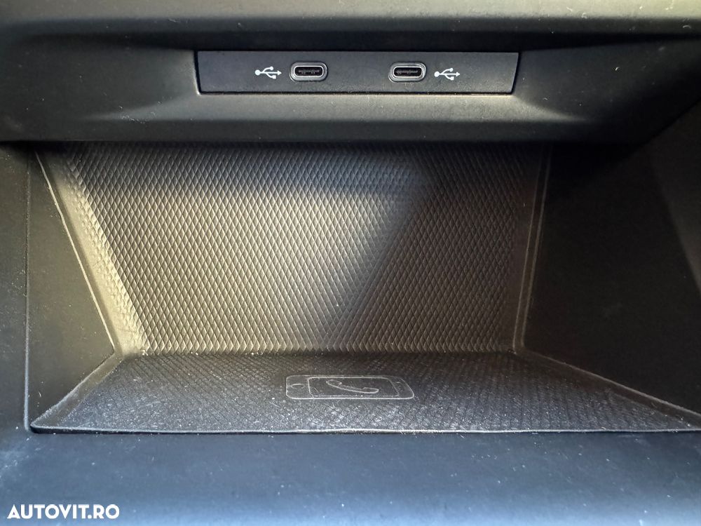 Volkswagen Golf 1.0 eTSI MHEV 110CP DSG Life - 37