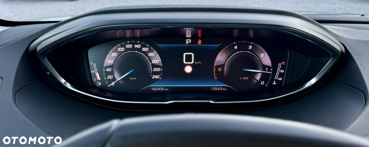 Peugeot 3008 1.5 BlueHDi Allure Pack S&S EAT8 - 23