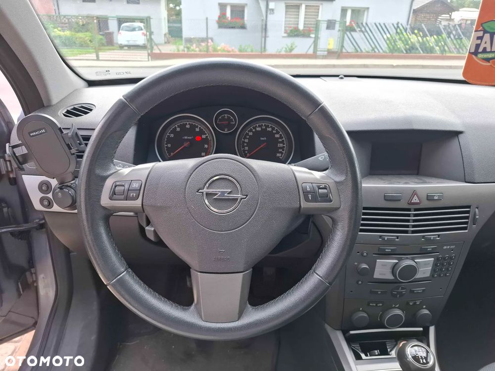 Opel Astra 1.8 - 16