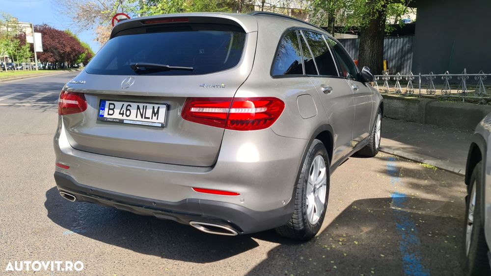 Mercedes-Benz GLC - 7