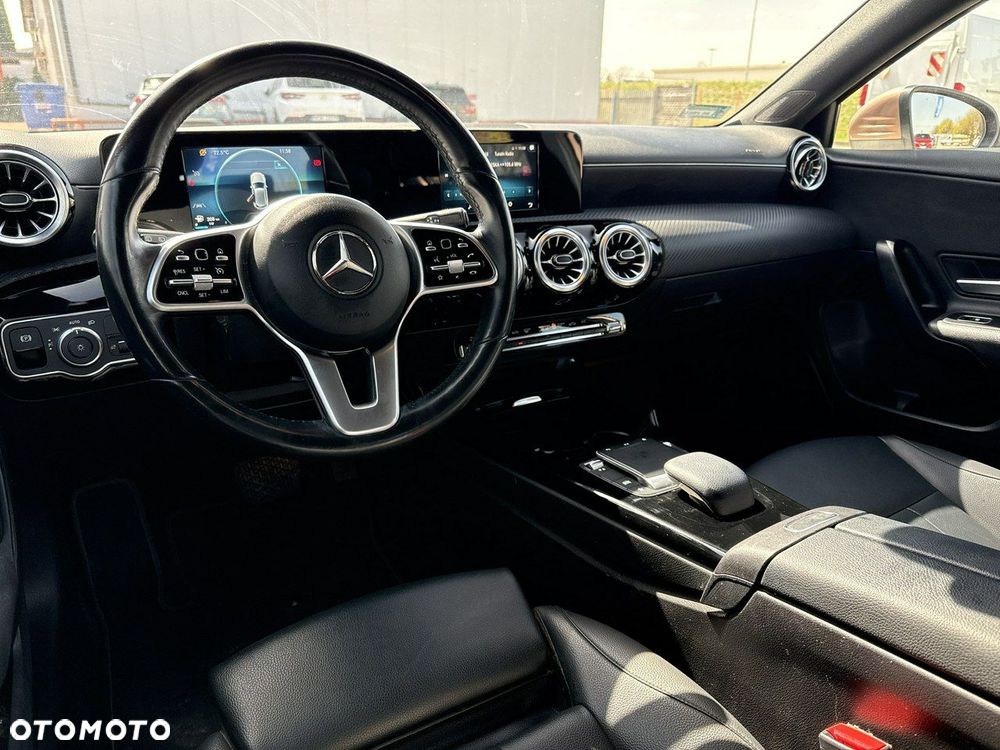 Mercedes-Benz Klasa A 200 4-Matic Style 8G-DCT - 13