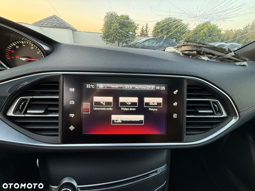 Peugeot 308 PureTech 130 EAT6 Stop & Start GT-Line Edition - 20
