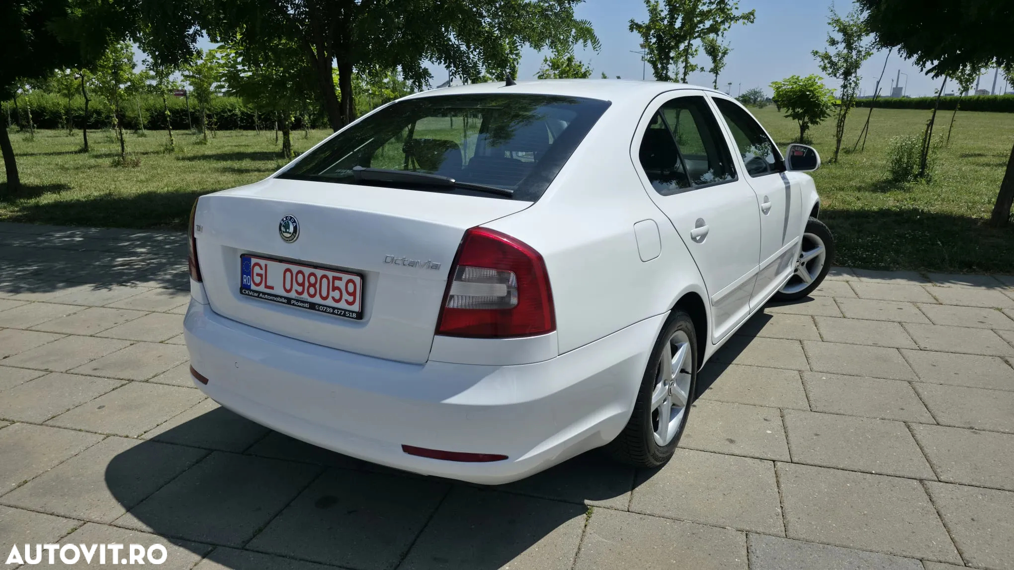 Skoda Octavia 1.6 TDI AMBITION - 5