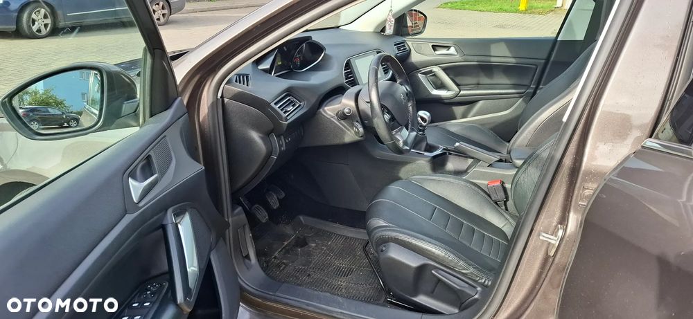 Peugeot 308 SW BlueHDi 120 Stop & Start Business-Line - 12