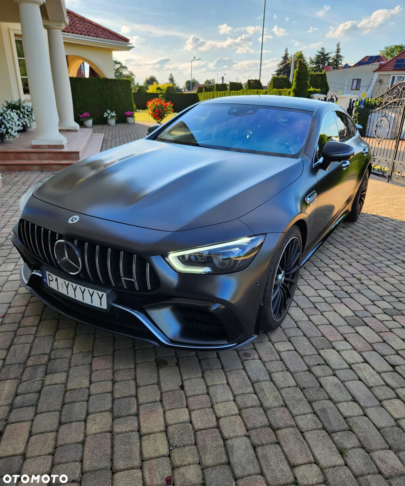 Mercedes-Benz AMG GT 43 4-Matic+ - 12