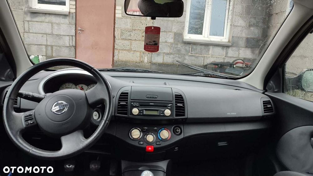 Nissan Micra 1.2 Visia + - 9