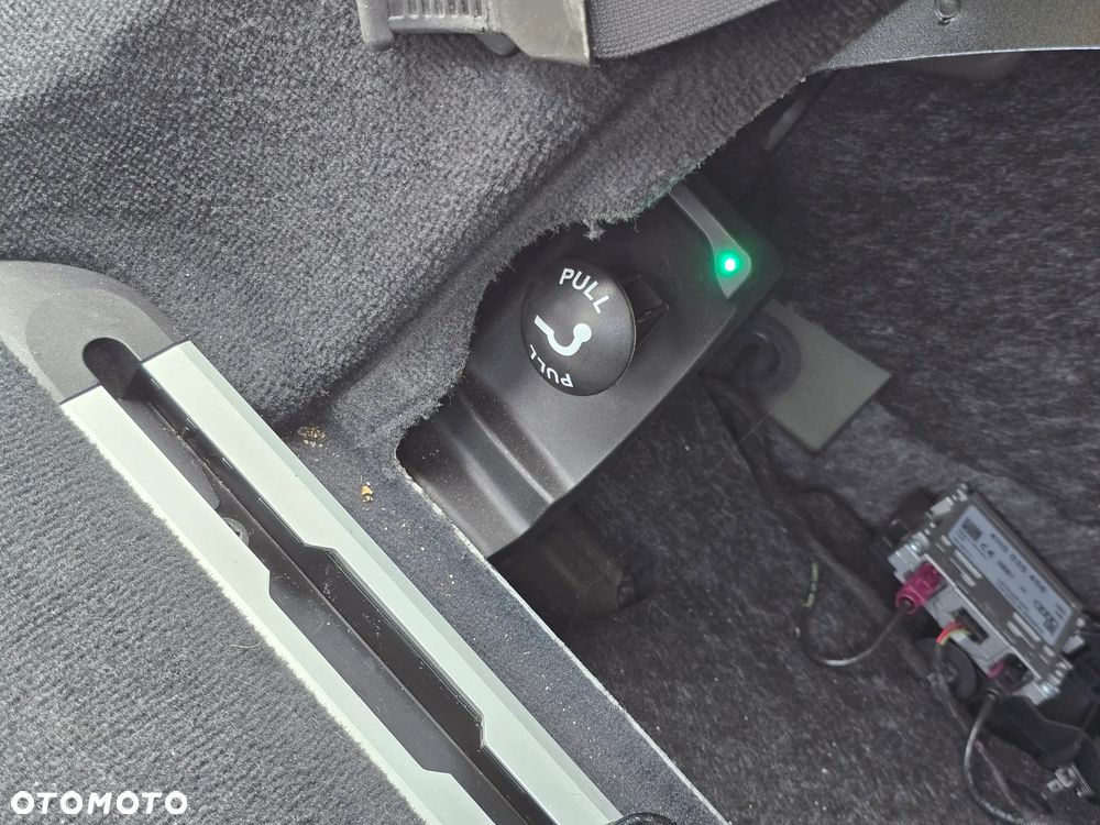 Audi A6 Avant 2.0 TDI Ultra S tronic - 26